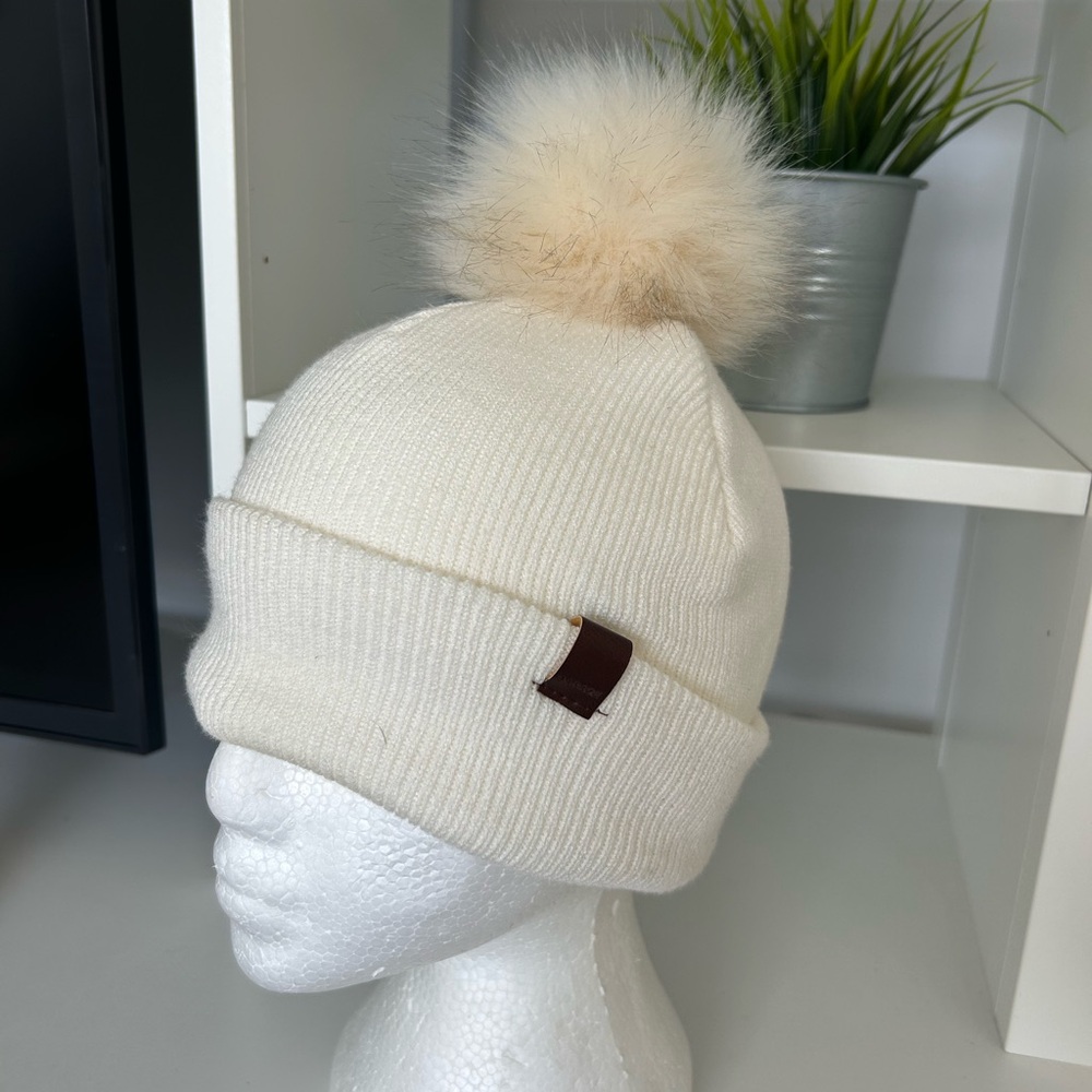 Cream Knit Pom Pom Beanie
